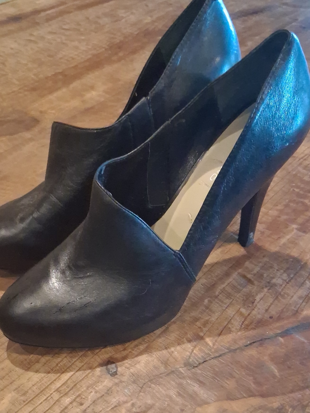 Bandalino Women's Black Curved Vamp High Heel Pumps Size 10